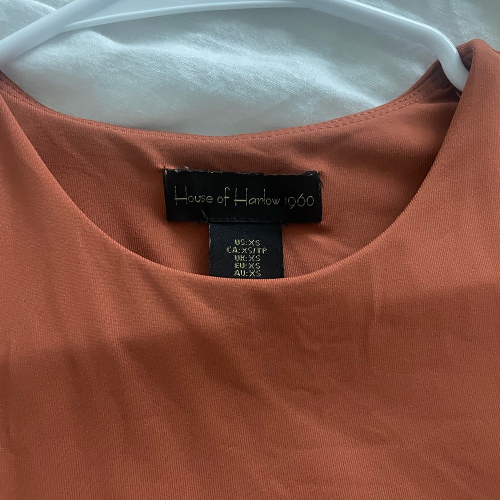 Women's Rust Top - Picture 3 of 4